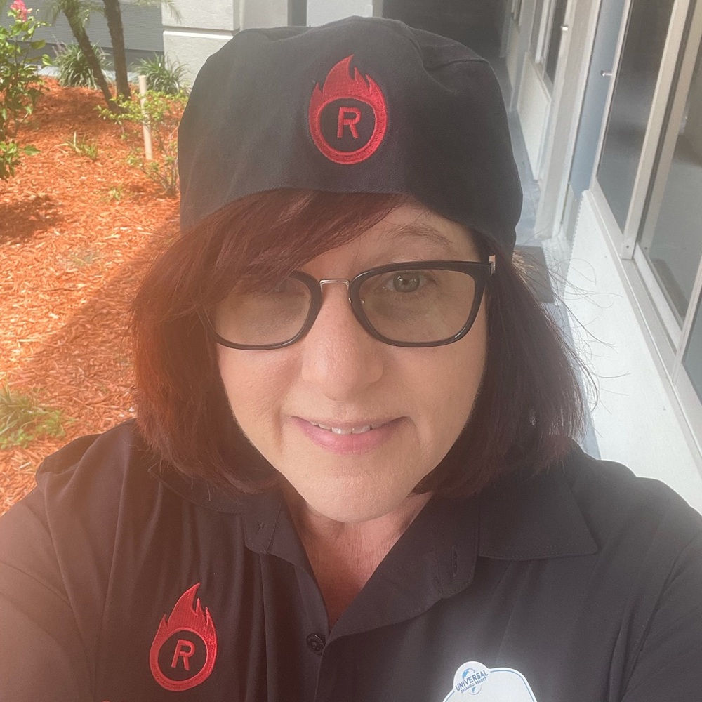 Meet your Posher, Amy